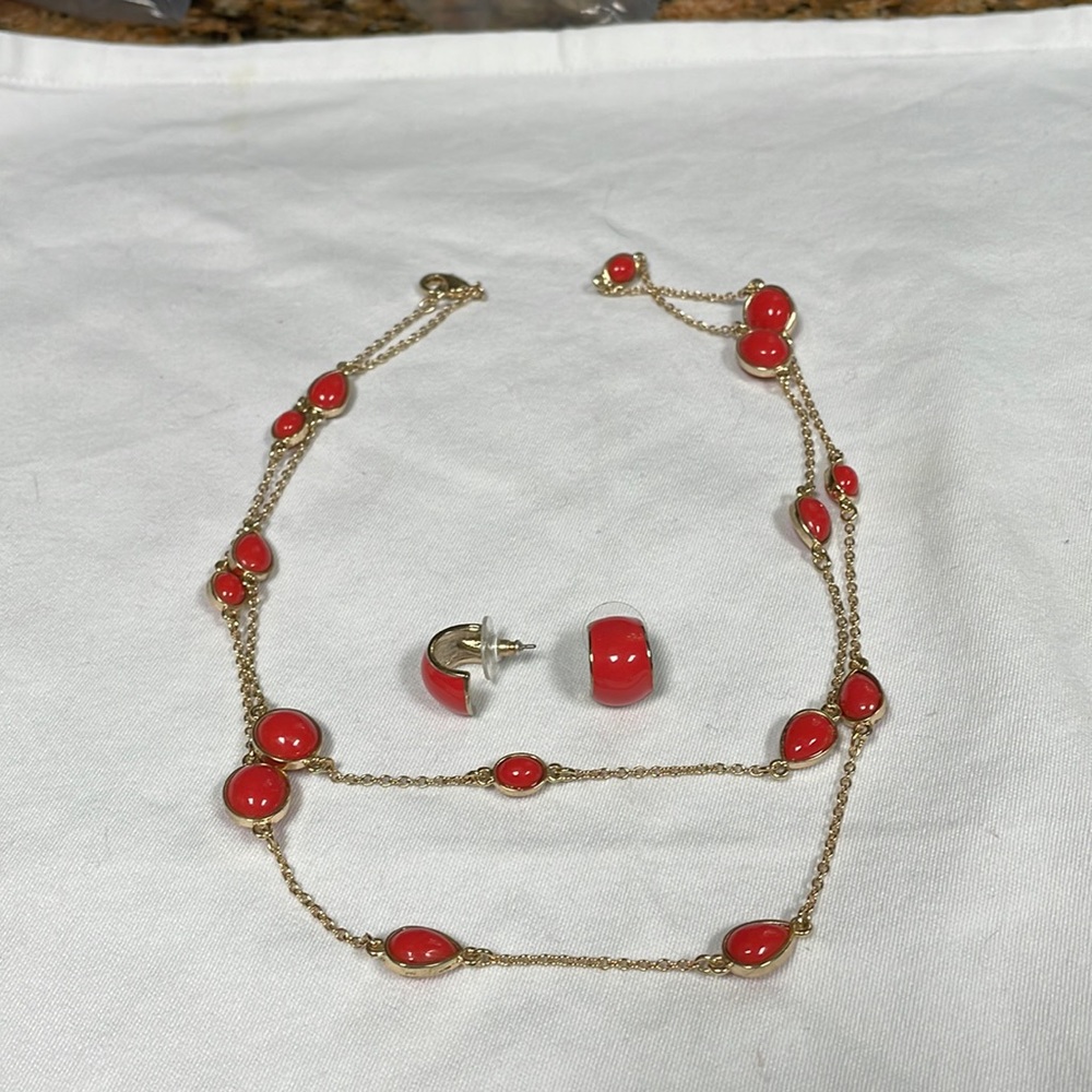 Talbots necklace and earring set